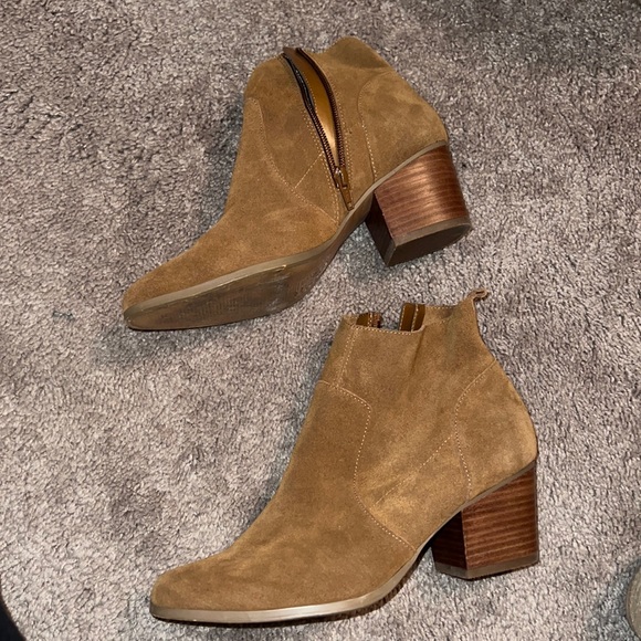 Brown booties - Picture 1 of 2